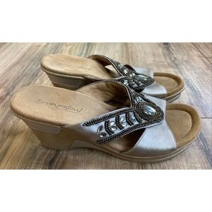 Natural Soul Shoes Stone Jeweled Thong Sandals Wedges Gold Naturalizer Sz 7.5